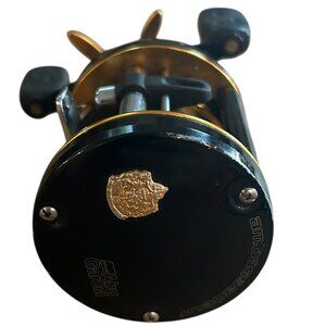 Abu Garcia Ambassadeur Fishing Reel Gold Tone Detail